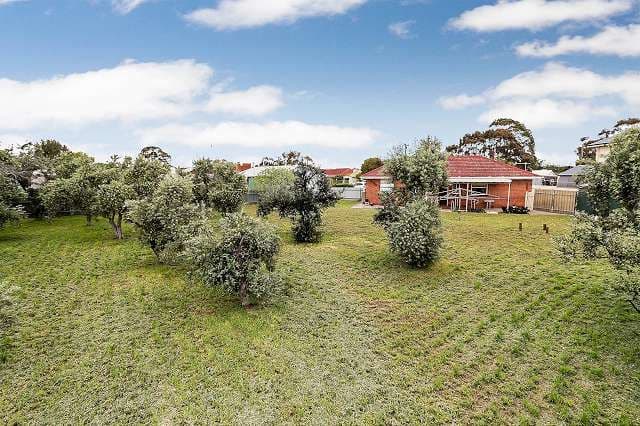 21 Barker Avenue, Findon SA 5023, Findon - Thumbnail 2