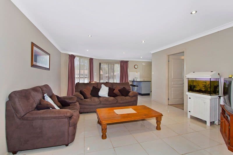 22 Albatross Road, BERKELEY VALE NSW 2261, Berkeley Vale - Thumbnail 4