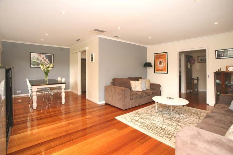 135 Windella Crescent, GLEN WAVERLEY VIC 3150, Glen Waverley - Thumbnail 3