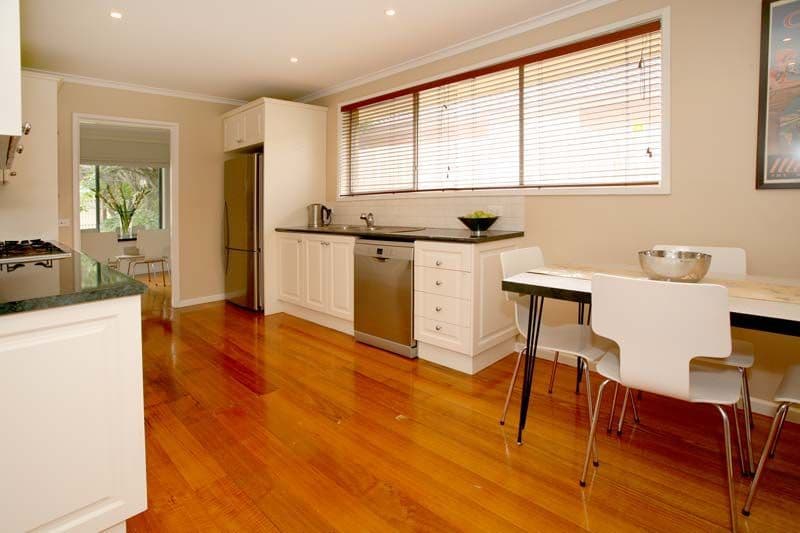 135 Windella Crescent, GLEN WAVERLEY VIC 3150, Glen Waverley - Thumbnail 5