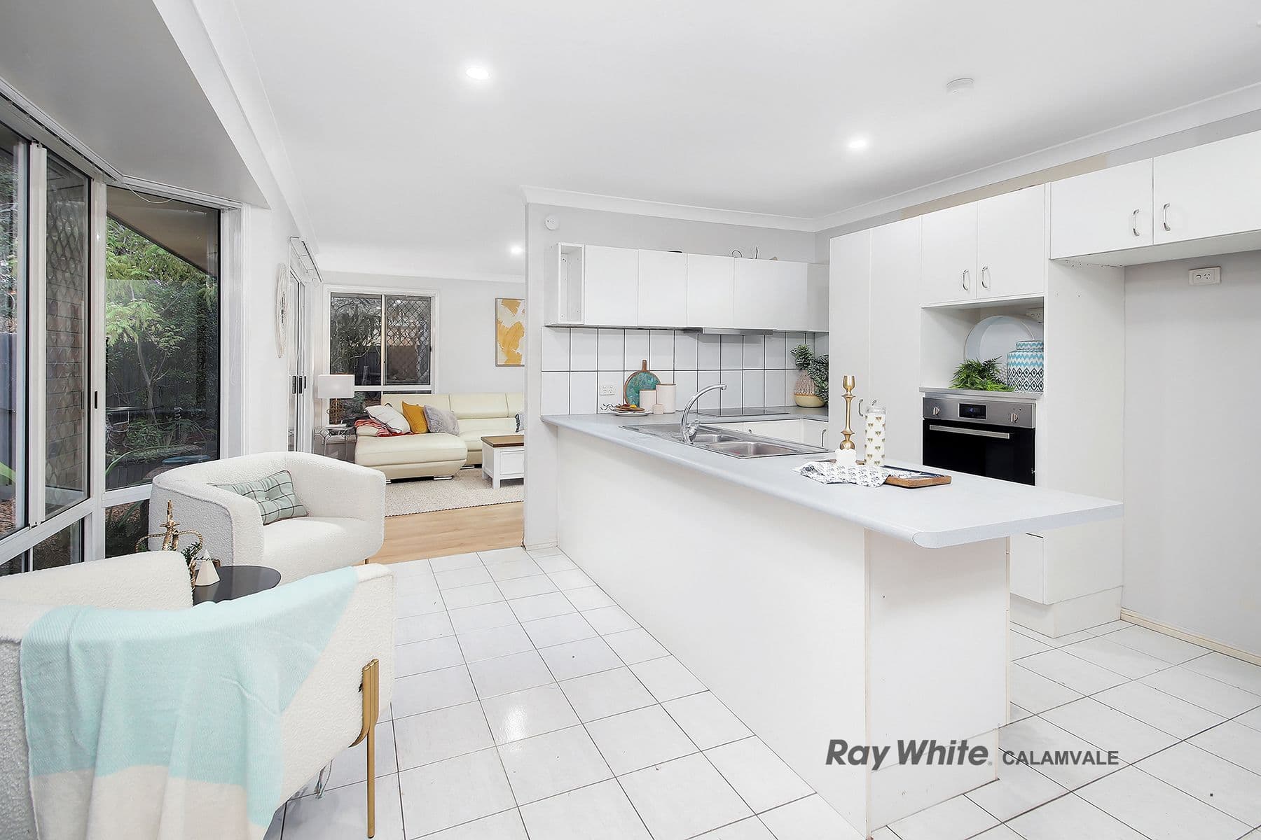28 Tuberose Place, Calamvale QLD 4116, Calamvale - Thumbnail 5