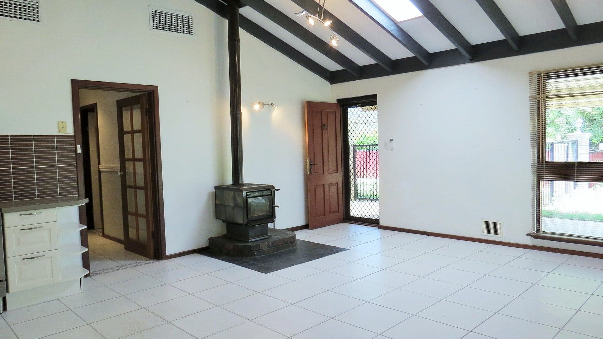 16 Canns Road, Mount Nasura WA 6112, Mount Nasura - Thumbnail 8