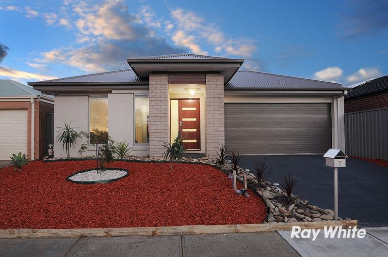 7 Woodsman Way, CRANBOURNE EAST VIC 3977, Cranbourne East - Image 1