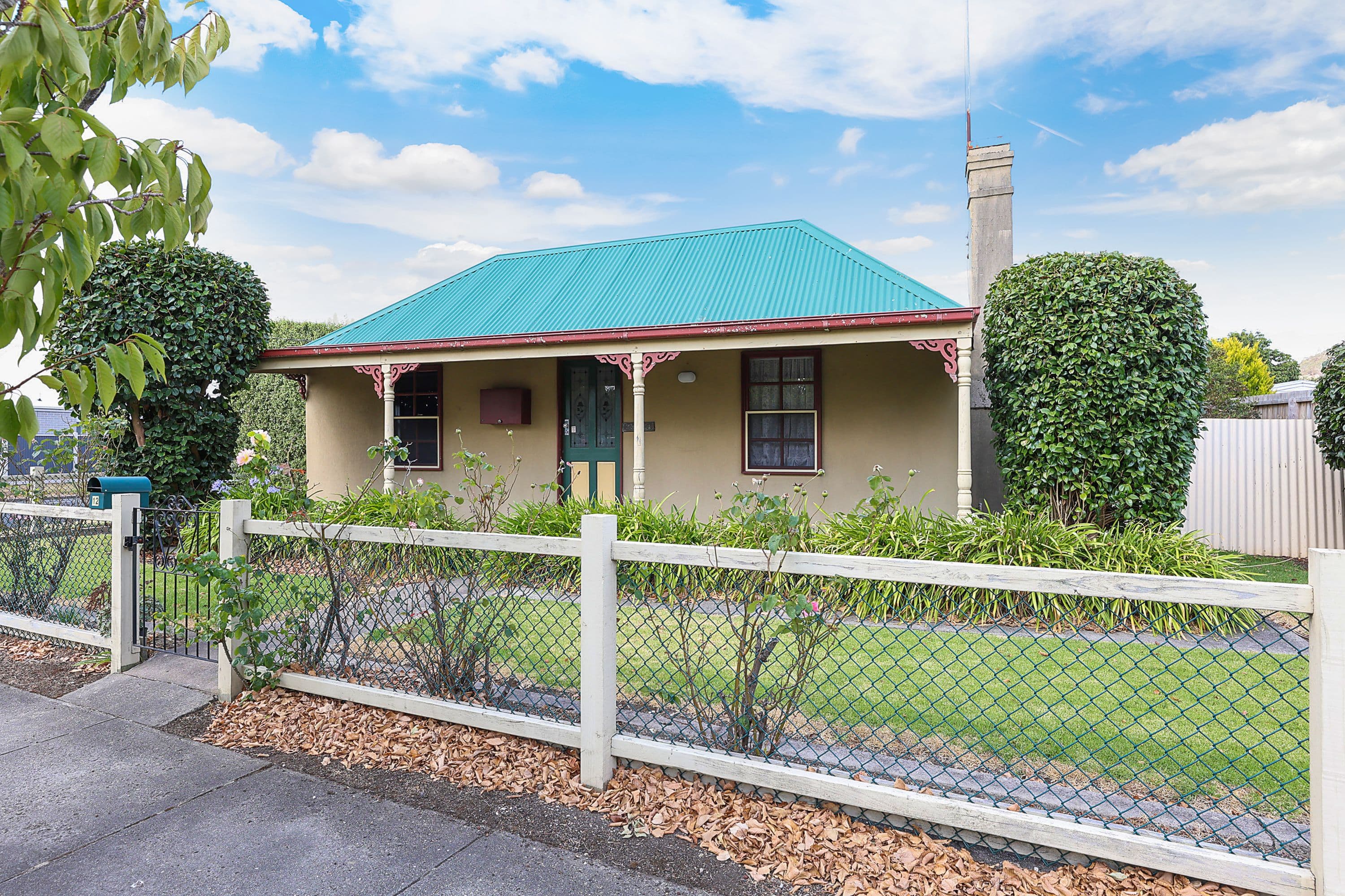 12 Cressy Street, Camperdown VIC 3260, Camperdown - Thumbnail 2