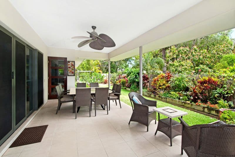 116 Lynne Grove Avenue, CORINDA QLD 4075, Corinda - Image 1