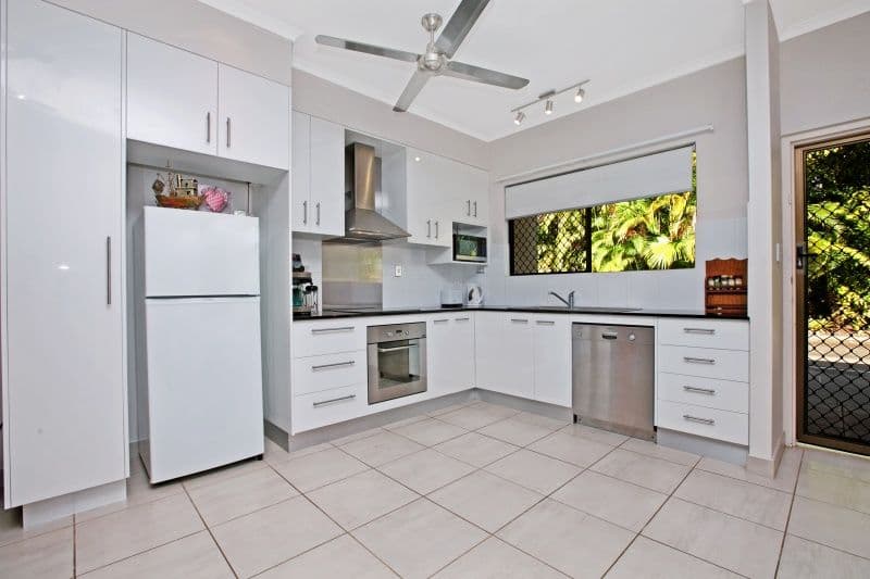 16 Somerville Gardens, PARAP NT 0820, Parap - Thumbnail 2