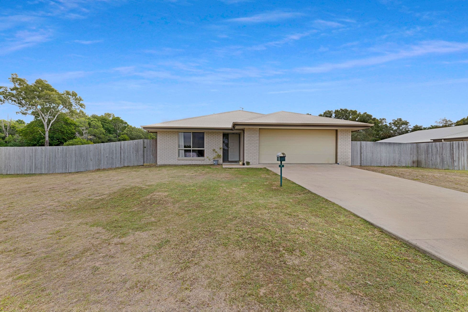 1 Belvedere Court, Moore Park Beach QLD 4670, Moore Park Beach - Thumbnail 4