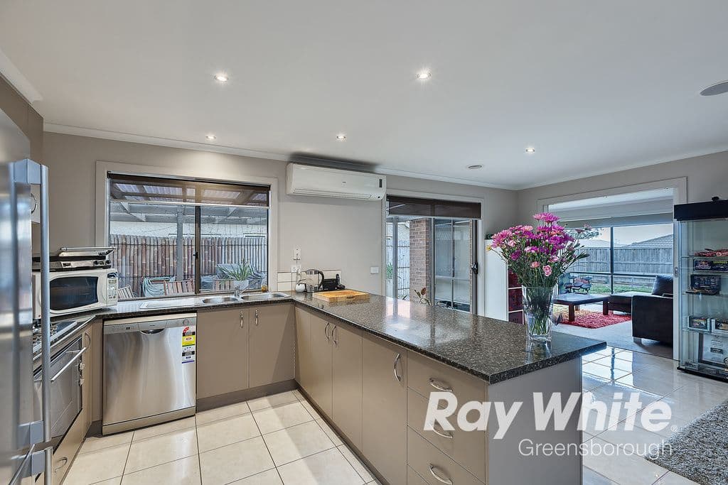 7 Towerhill Avenue, Doreen VIC 3754, Doreen - Thumbnail 3
