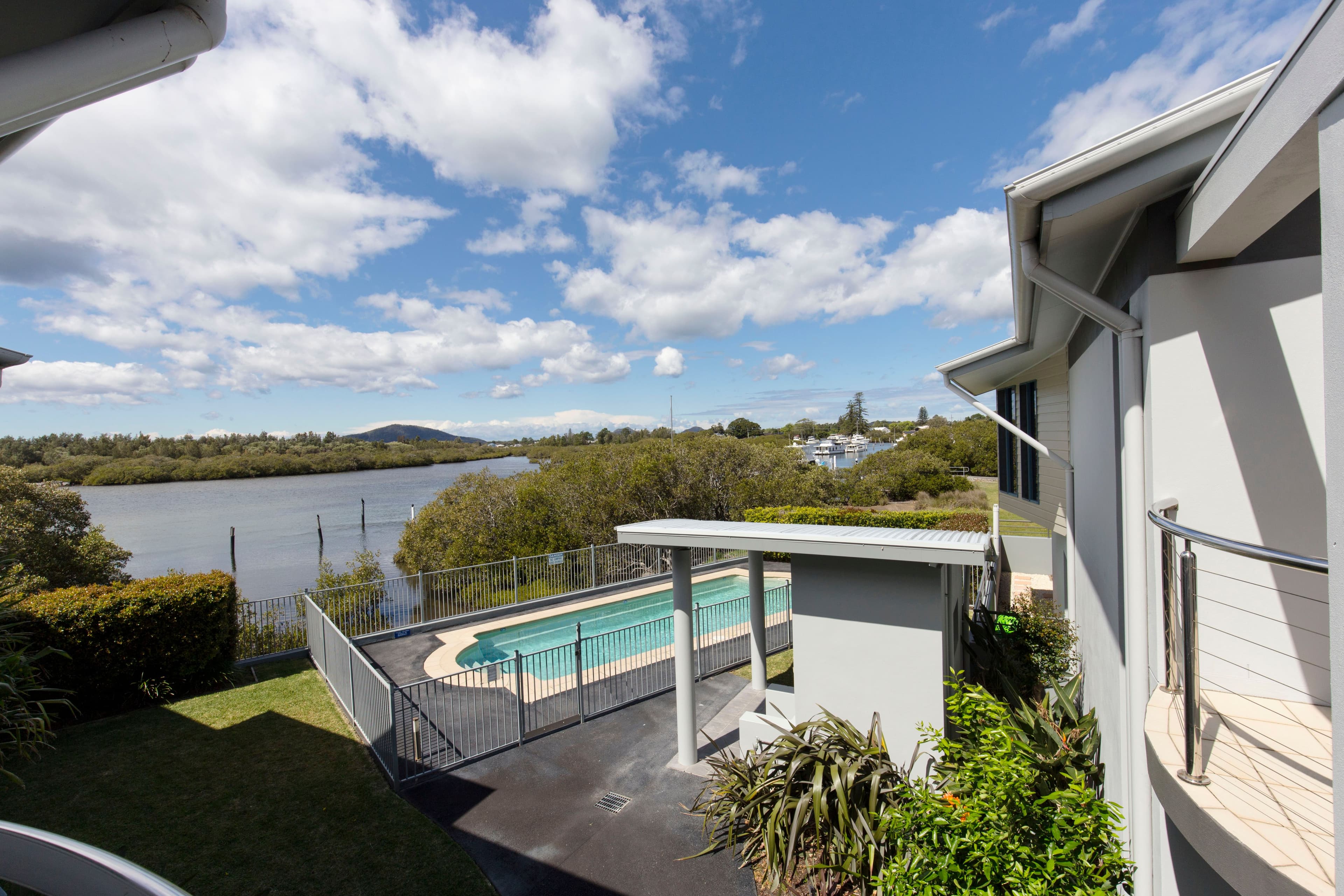 2 Port Stephens Street, Tea Gardens - Thumbnail 2