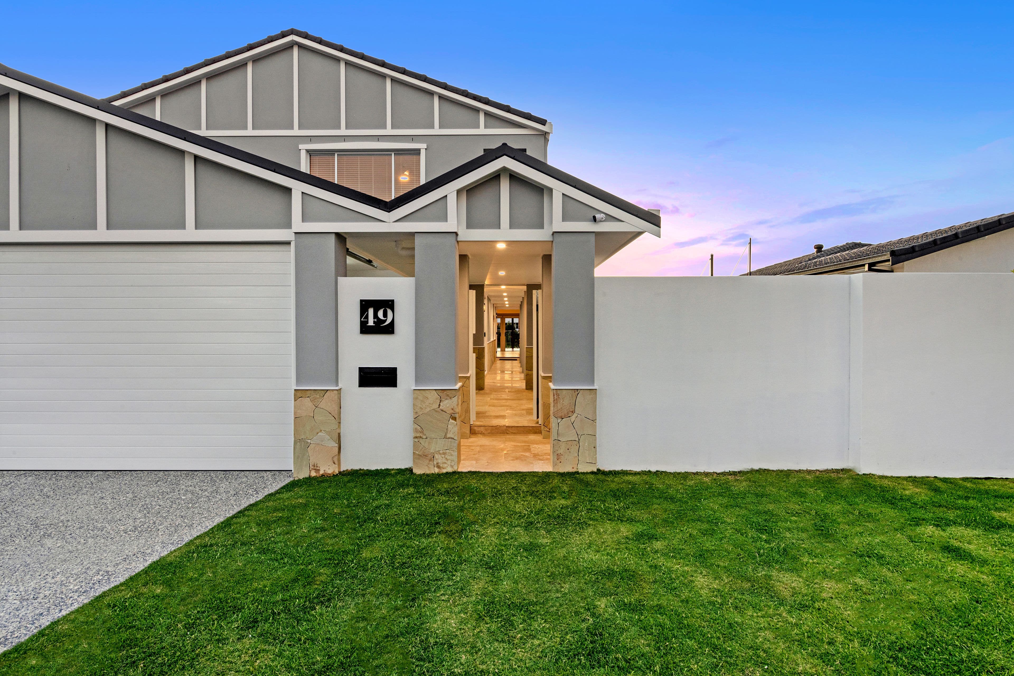 49 Platypus Avenue, Sorrento QLD 4217, Sorrento - Thumbnail 2