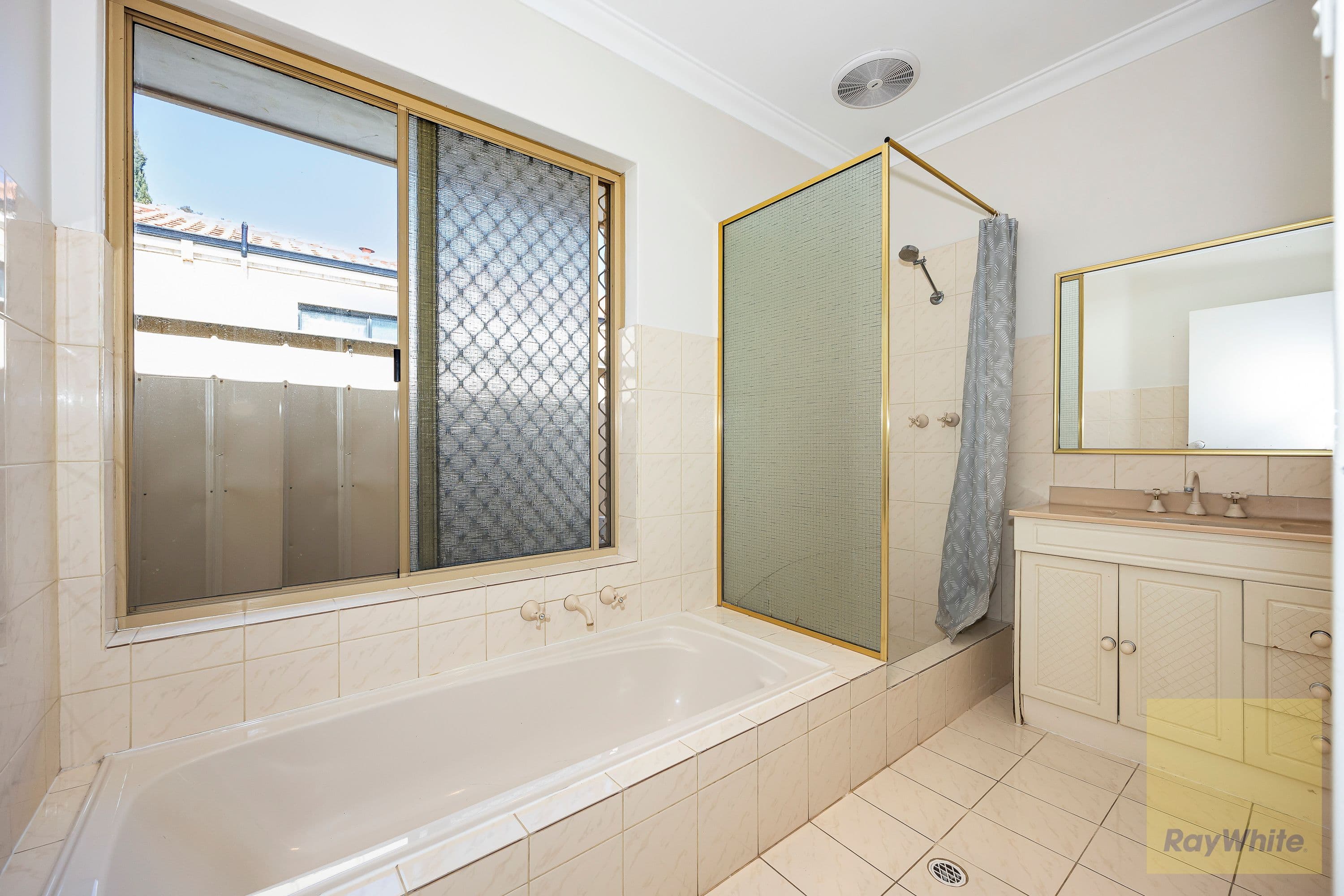 7 Ormond Close, Swan View WA 6056, Swan View - Thumbnail 6