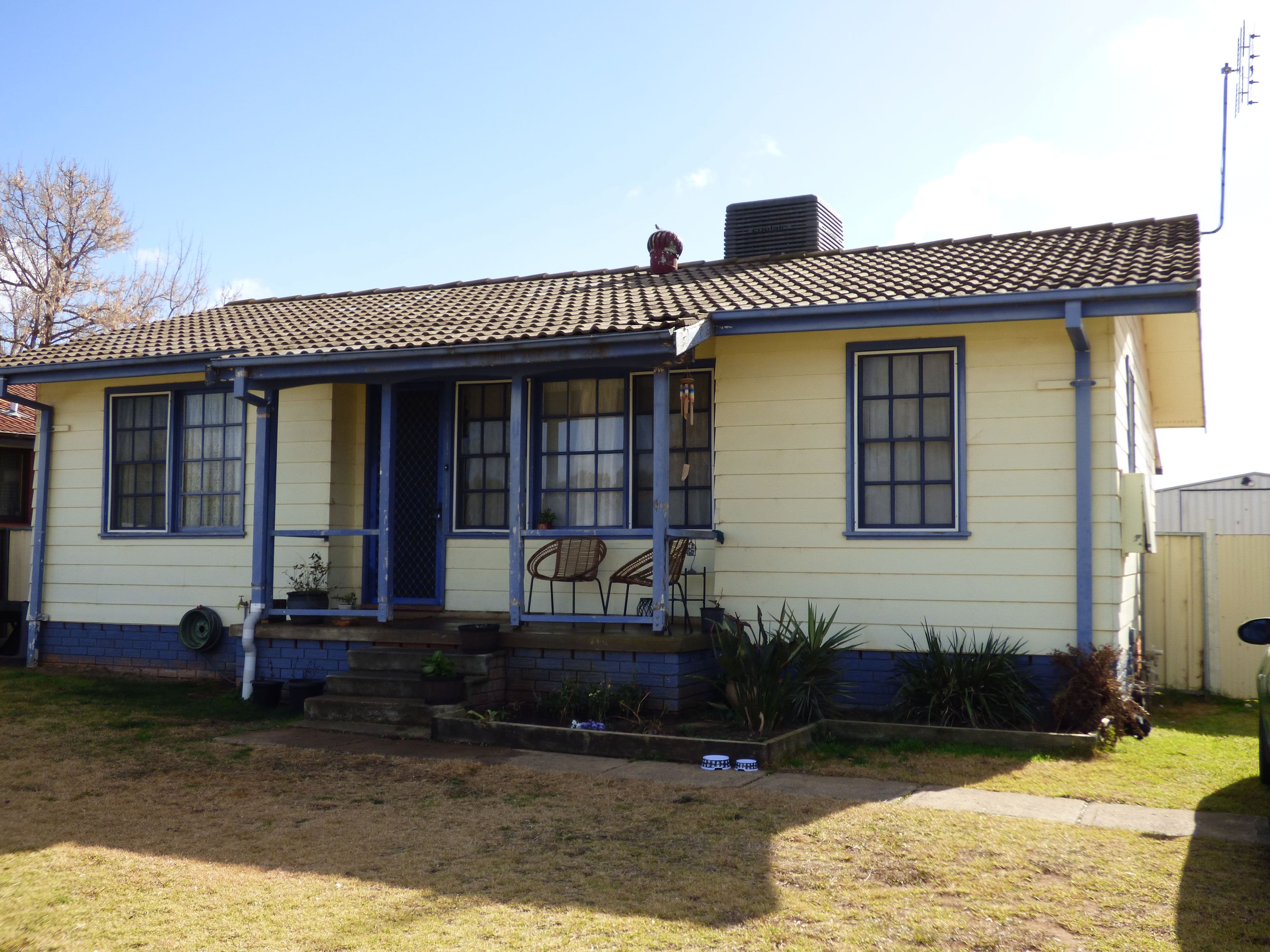 41 Cedar Crescent, Forbes - Image 1