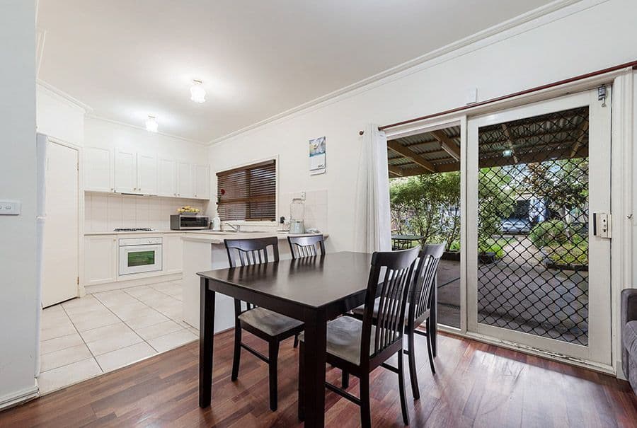 5 Klein Crescent, Roxburgh Park VIC 3064, Roxburgh Park - Thumbnail 3
