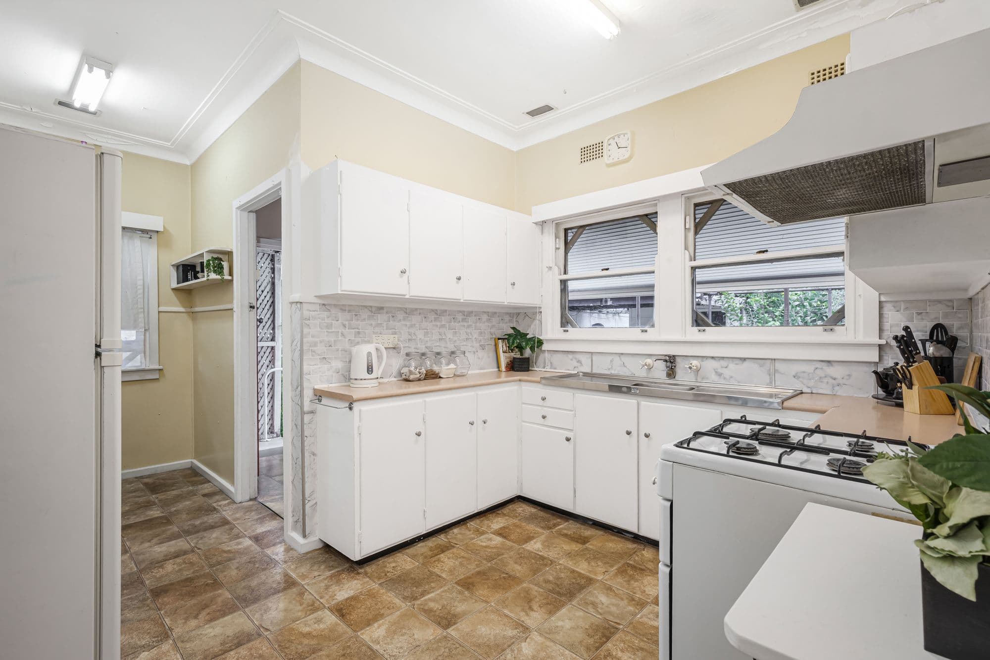 56 Thompson Avenue, St Marys NSW 2760, St Marys - Thumbnail 3