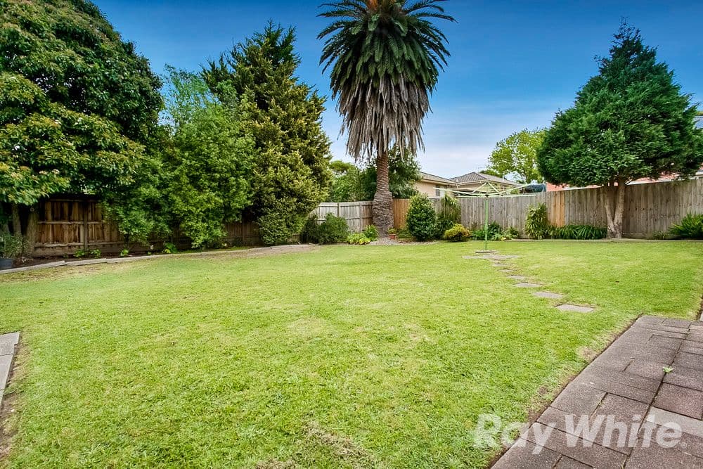 21 Curlew Close Melton 3337, Melton - Thumbnail 2