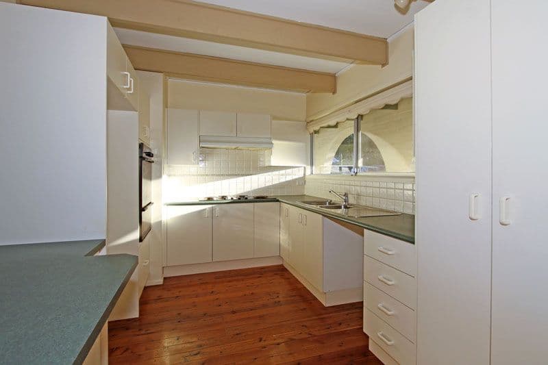 14 Bandain Avenue, KAREELA NSW 2232, Kareela - Thumbnail 4