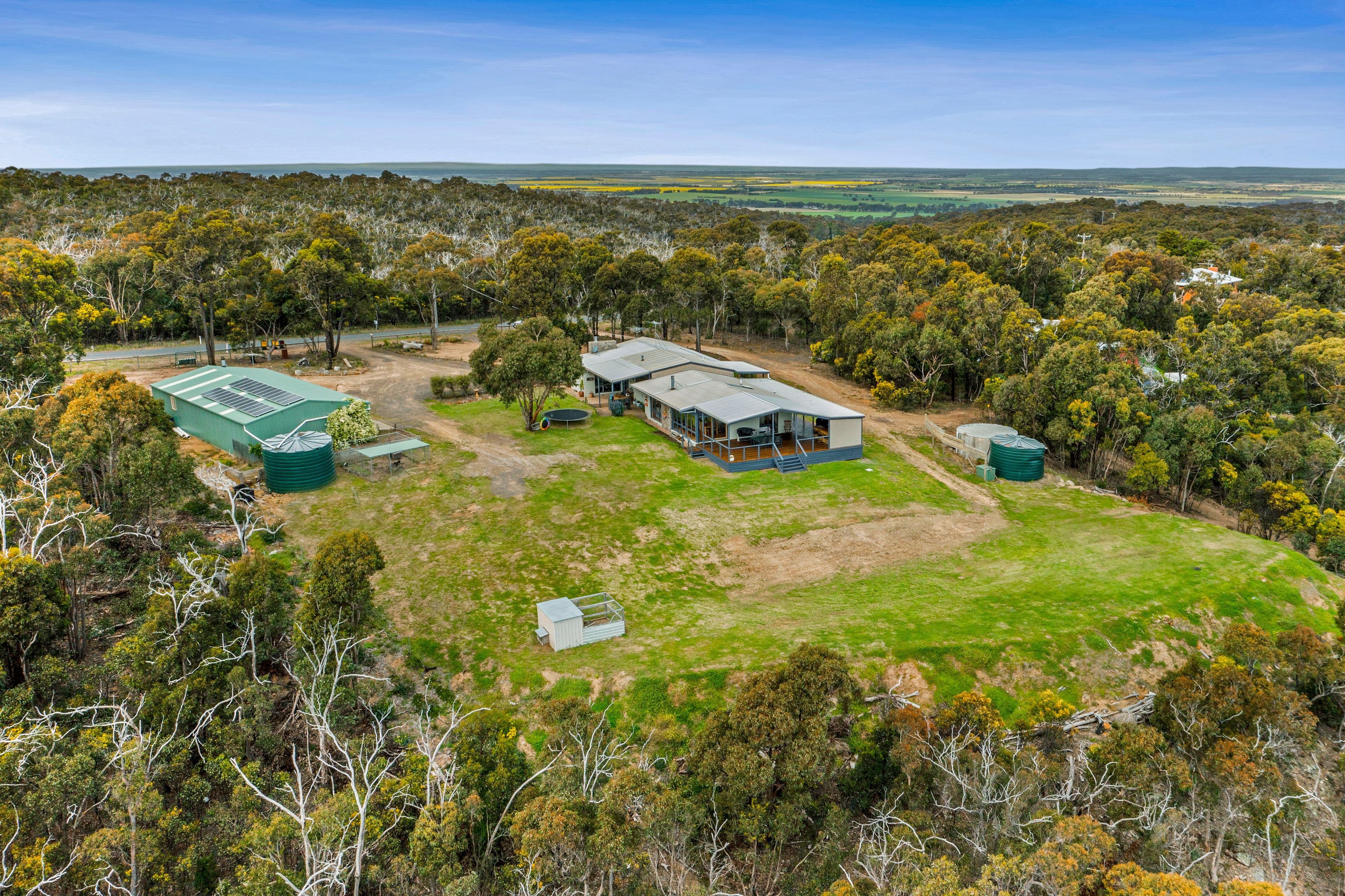 355 De Motts Road, ANAKIE VIC 3213, Anakie - Thumbnail 2