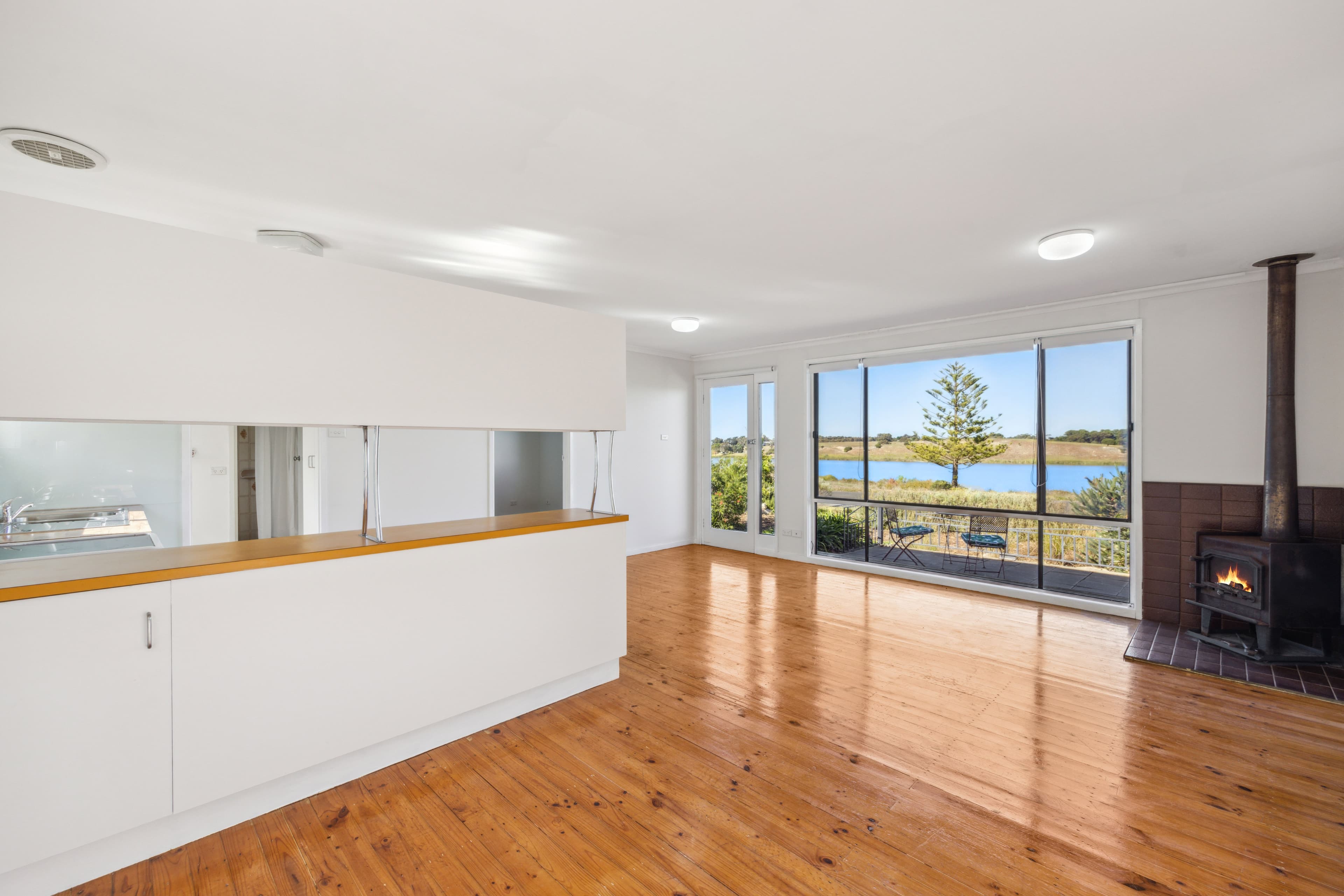 62 Island View Drive, CLAYTON BAY SA 5256, Clayton Bay - Thumbnail 4