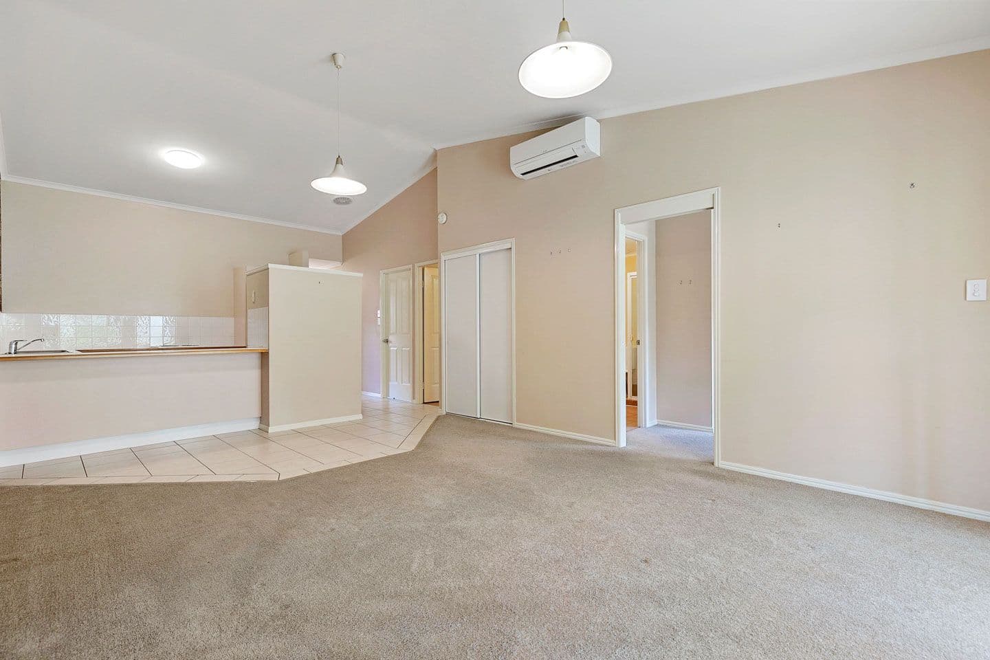 222-224 Torquay Terrace, Torquay QLD 4655, Torquay - Thumbnail 2