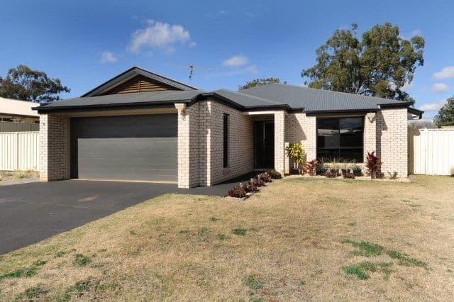 23 Elizabeth Street, WESTBROOK QLD 4350, Westbrook - Image 1