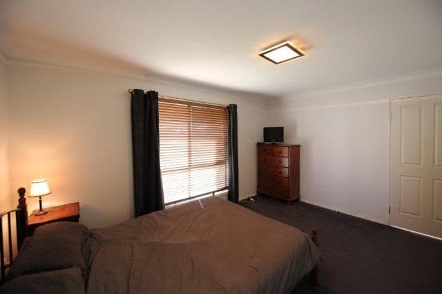 23 Elizabeth Street, WESTBROOK QLD 4350, Westbrook - Thumbnail 5