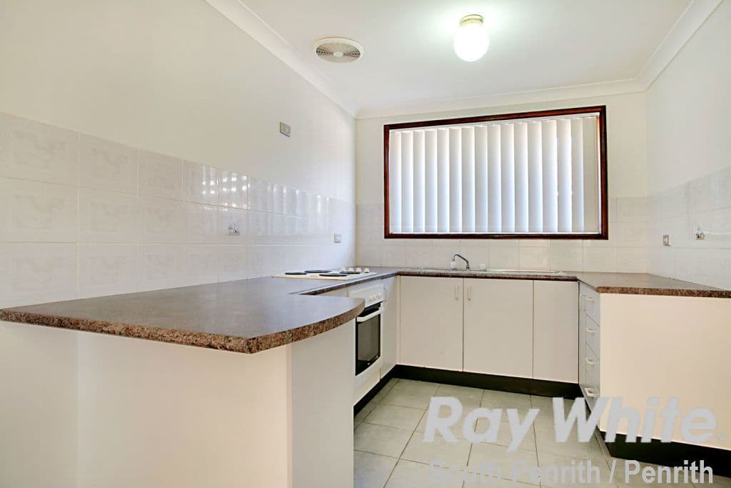 102 Sunflower Drive, Claremont Meadows - Thumbnail 3