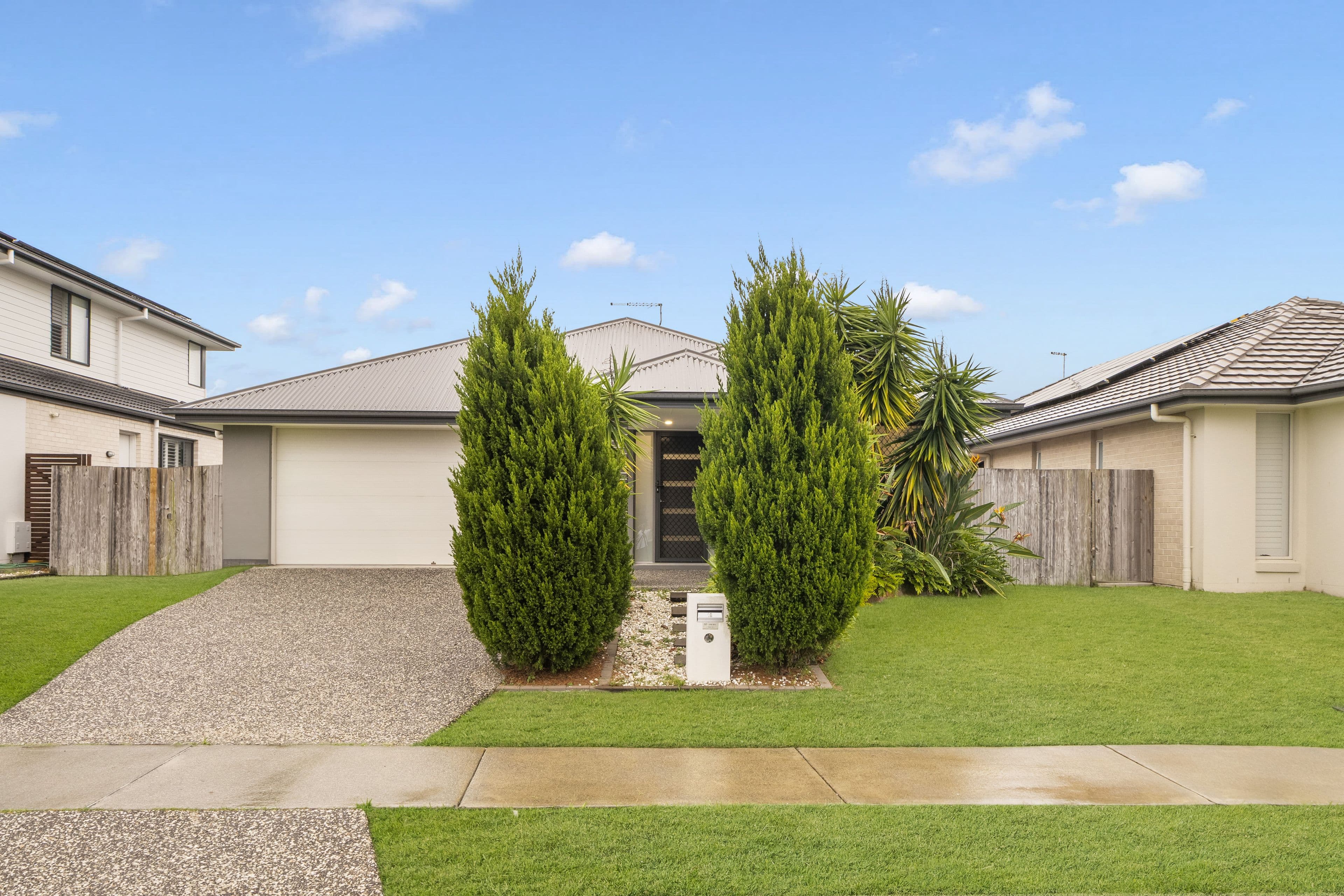18 Carson Circuit, Mango Hill QLD 4509, Mango Hill - Thumbnail 2