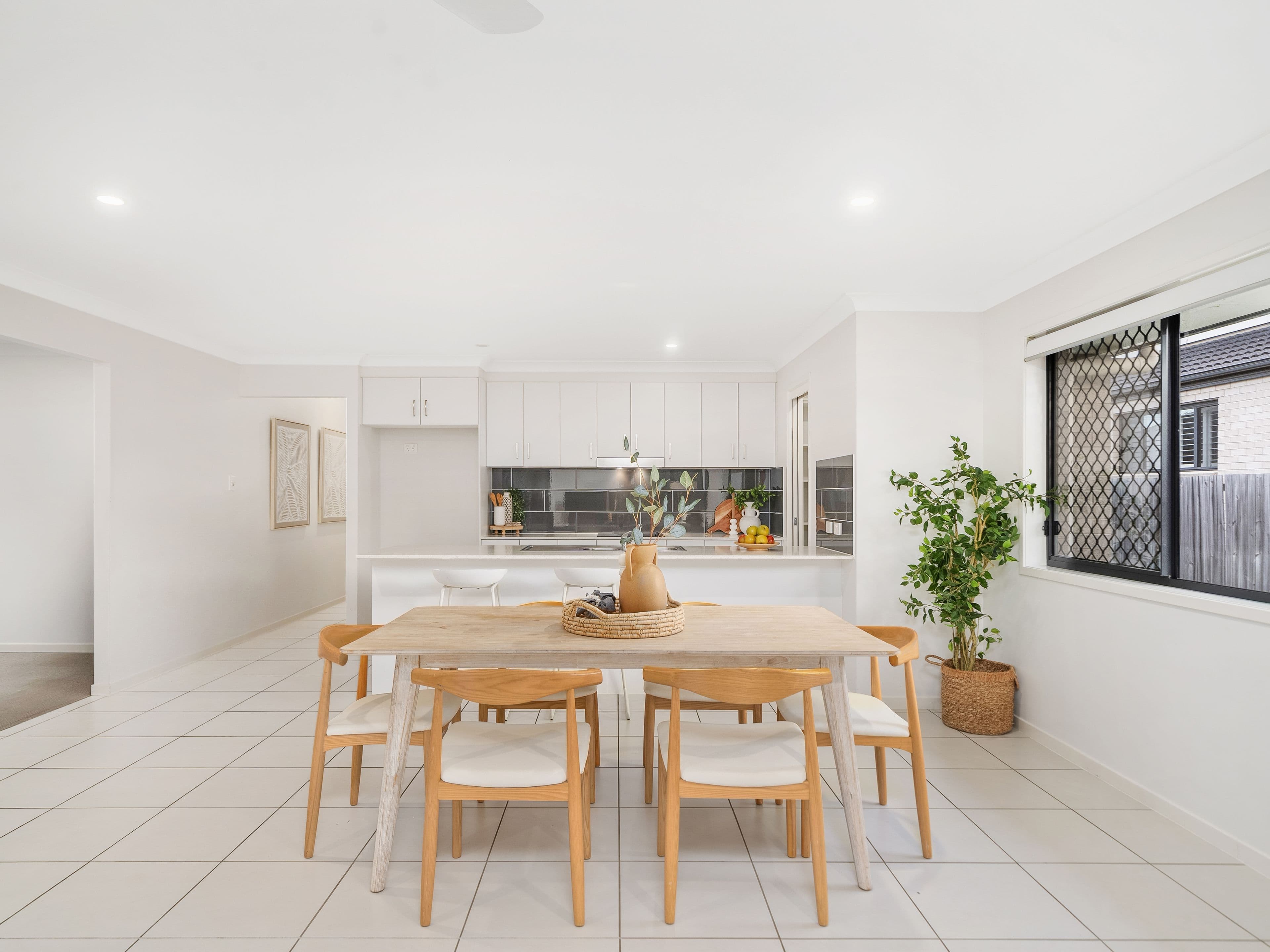 18 Carson Circuit, Mango Hill QLD 4509, Mango Hill - Thumbnail 6