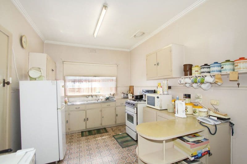115 Clayton Road, OAKLEIGH EAST VIC 3166, Oakleigh East - Thumbnail 4