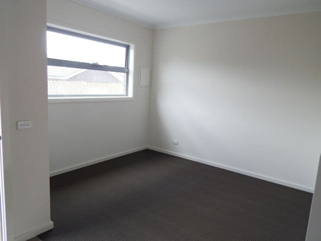 20 Barry Street, Reservoir VIC 3073, Reservoir - Thumbnail 5