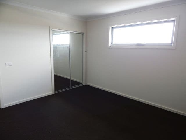 20 Barry Street, Reservoir VIC 3073, Reservoir - Thumbnail 6