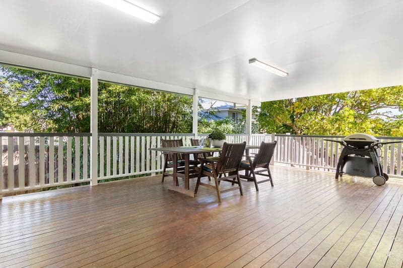 53 Seabreeze Road, Manly West - Thumbnail 4