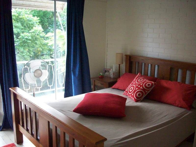 1 'Poodle', 39 Ventura Road, MERMAID BEACH QLD 4218, Mermaid Beach - Thumbnail 2
