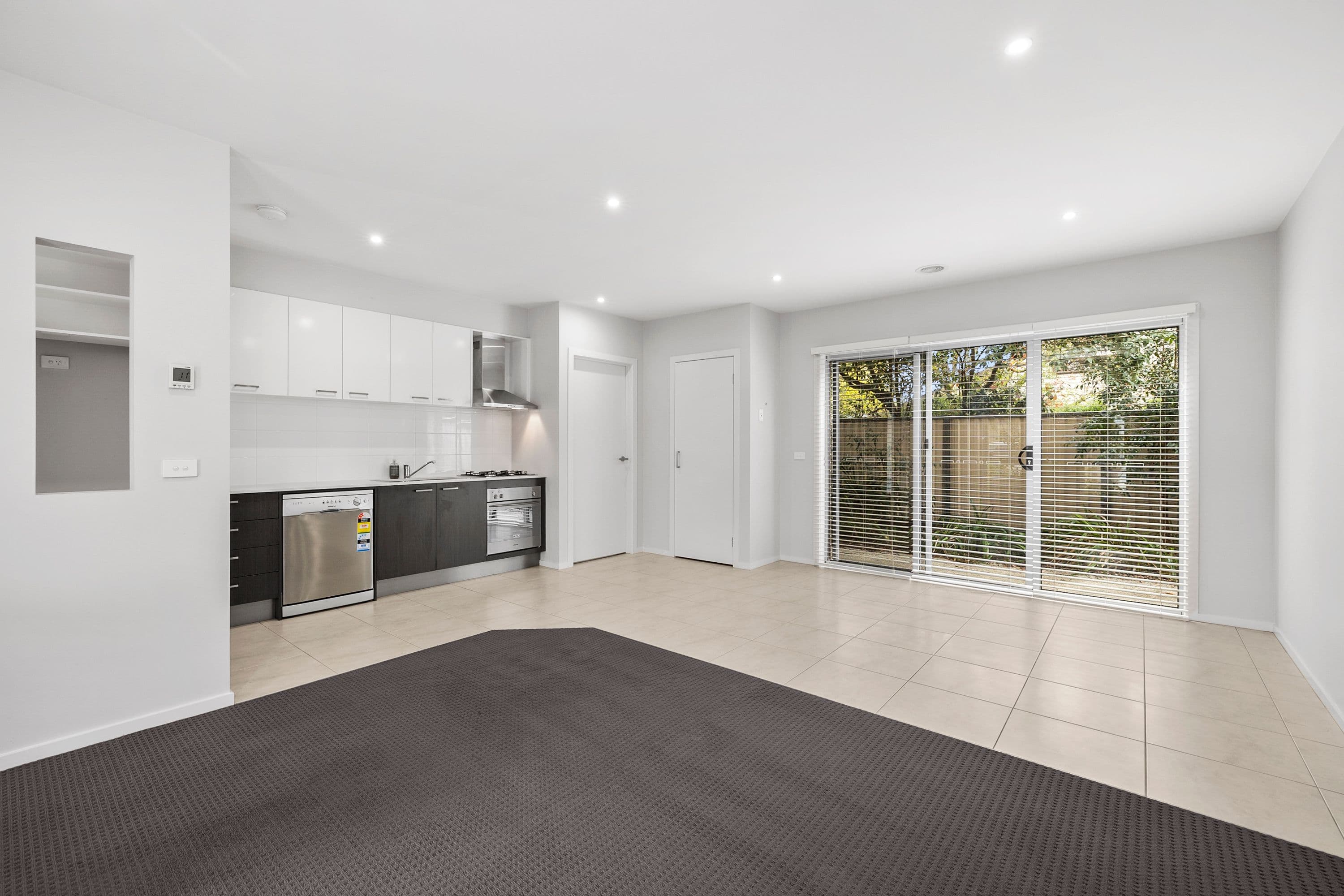 31 Balanada Close, Alfredton VIC 3350, Alfredton - Thumbnail 3