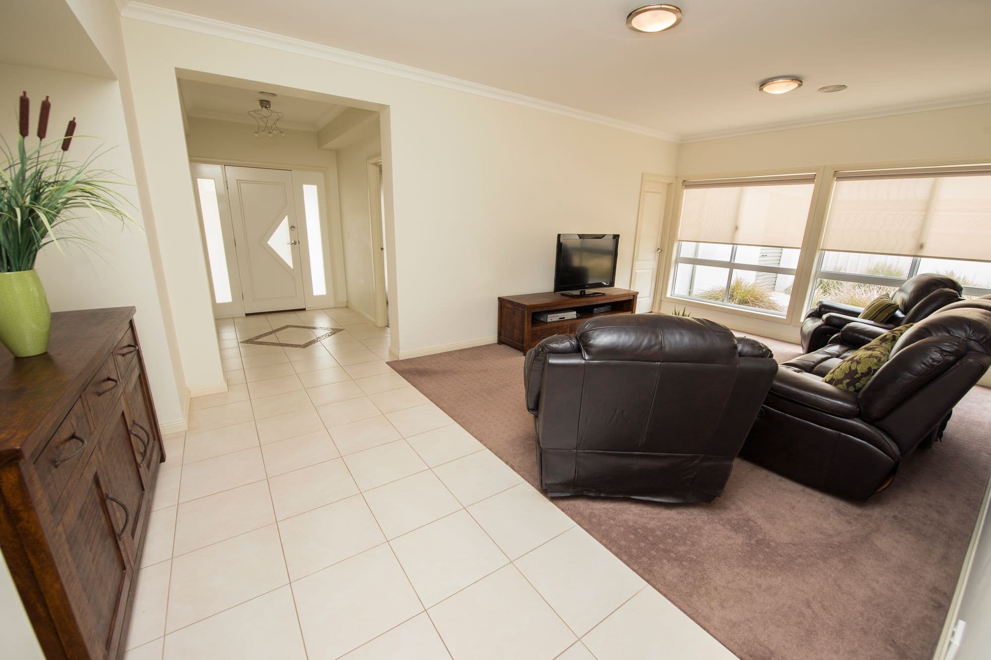 11 Village Way, Swan Hill VIC 3585, Swan Hill - Thumbnail 2