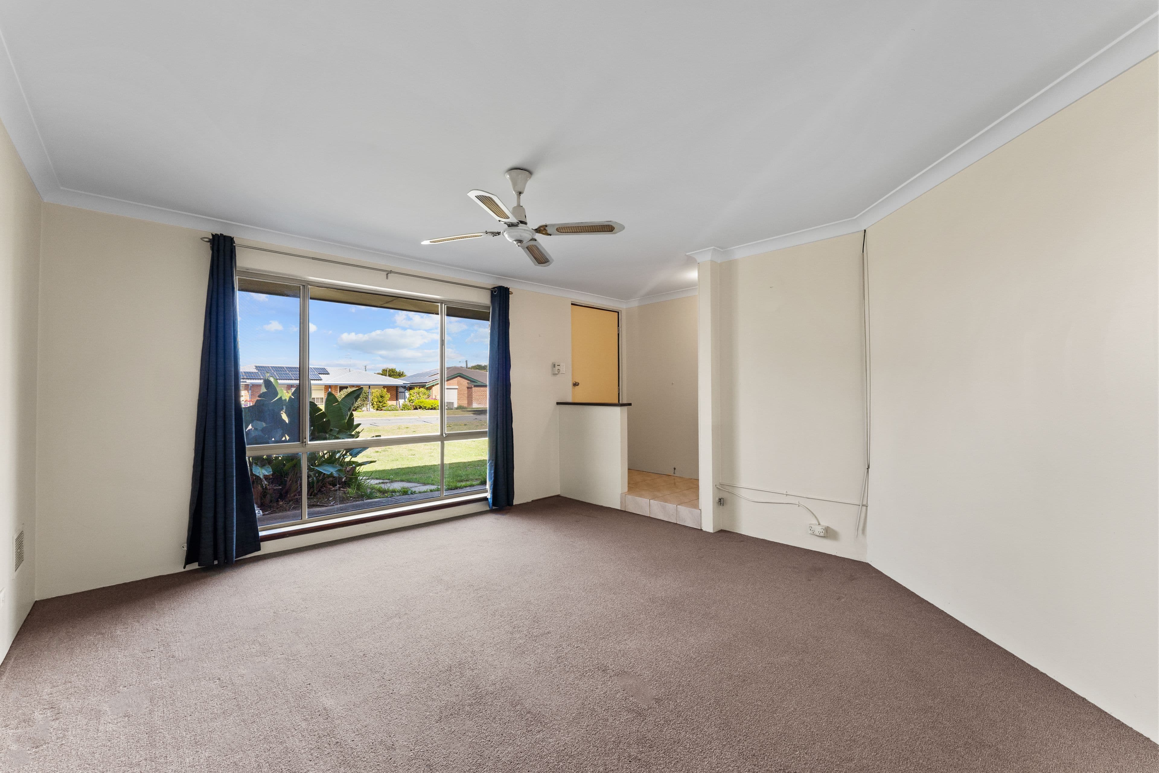 17 Jubilee Drive, Waikiki WA 6169, Waikiki - Thumbnail 3