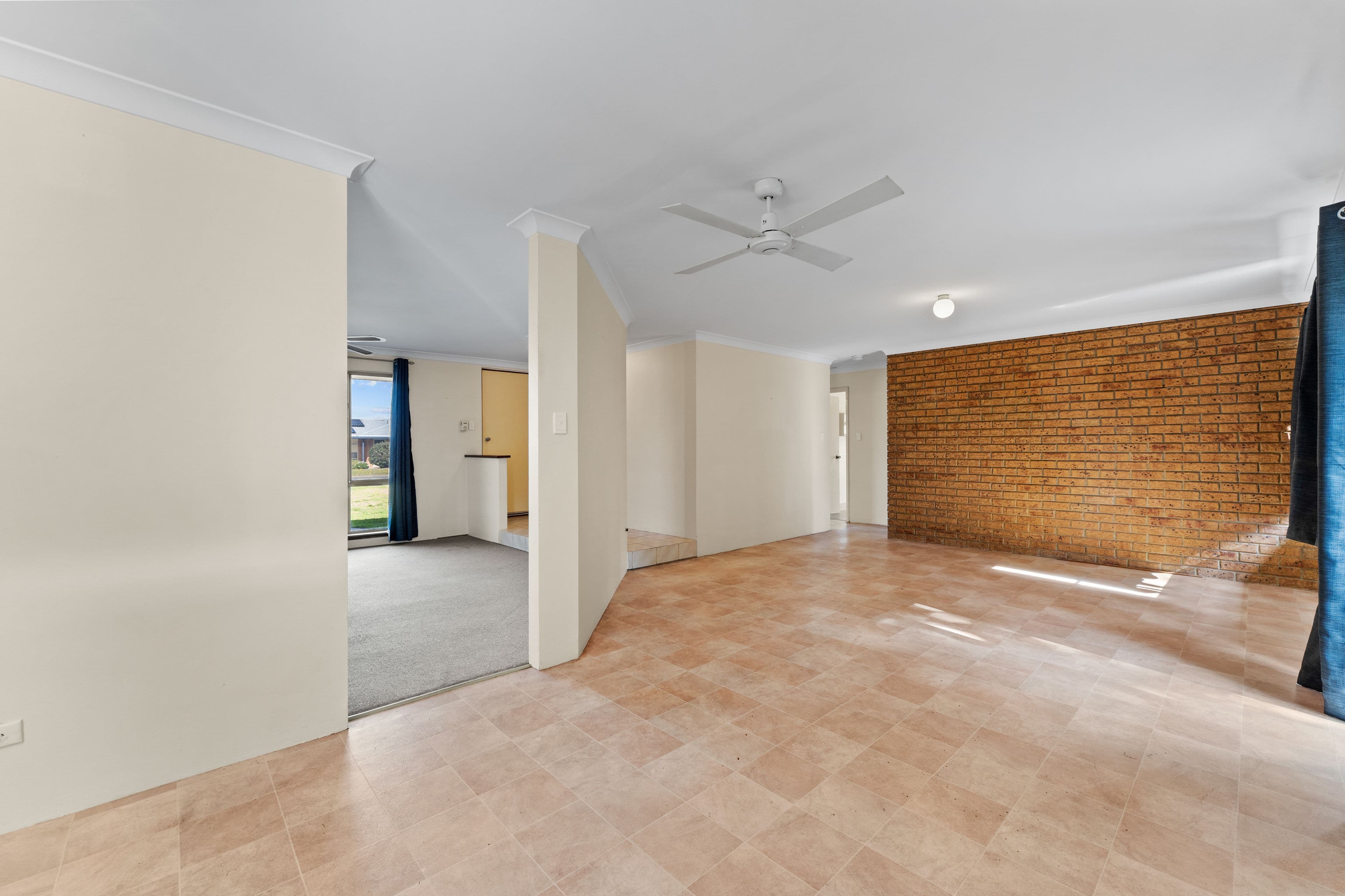 17 Jubilee Drive, Waikiki WA 6169, Waikiki - Thumbnail 8