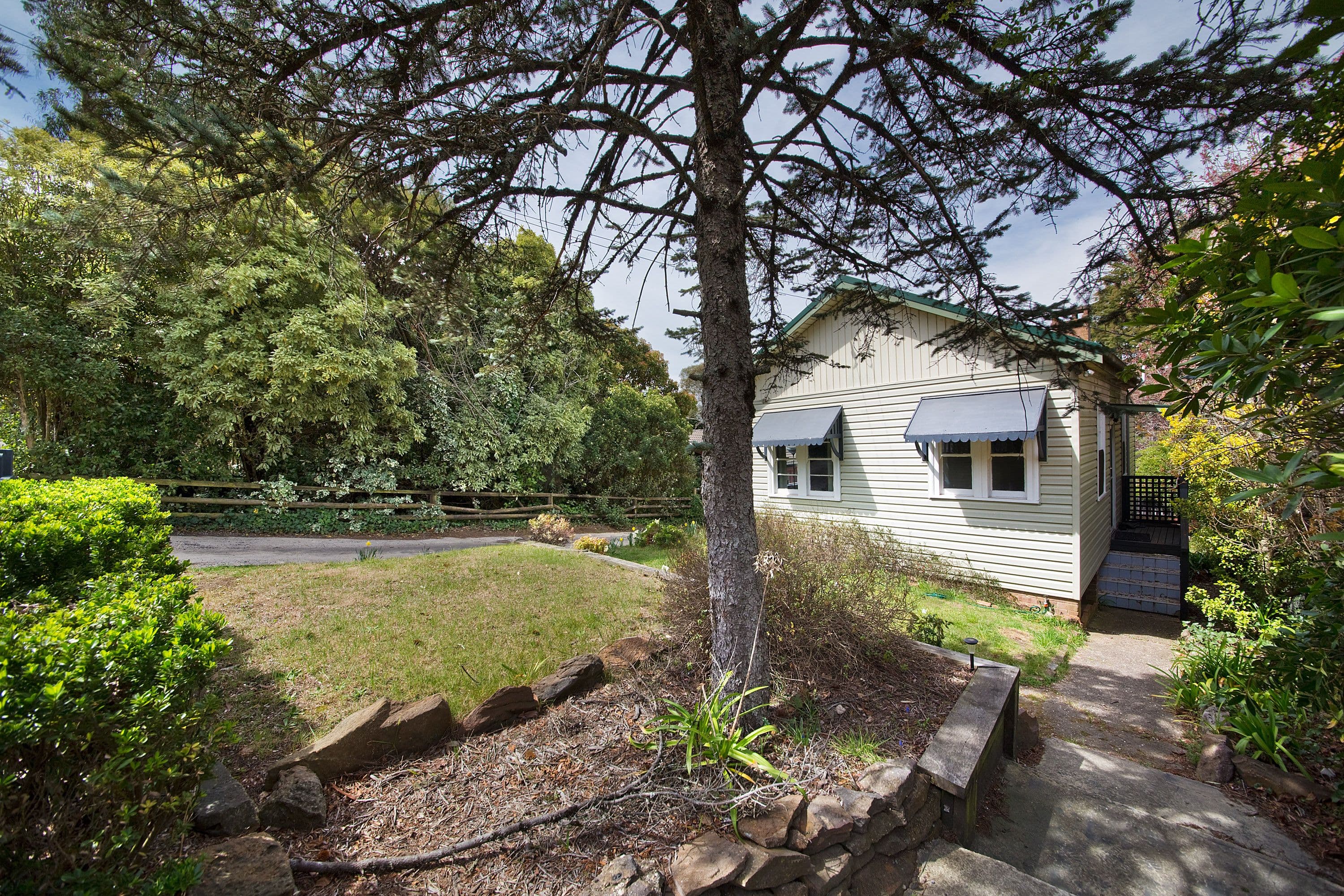143 Great Western Highway, Blackheath - Image 1
