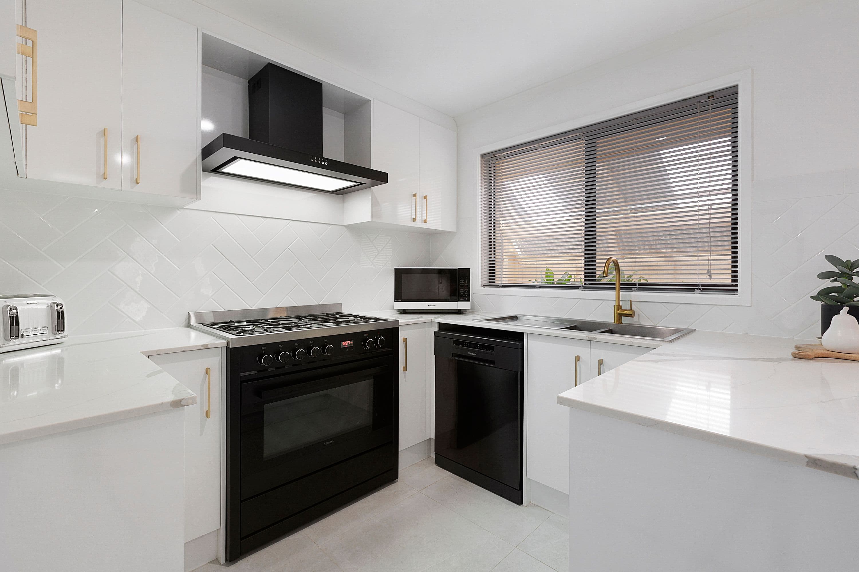 11 Lauriana Court, North Haven SA 5018, North Haven - Thumbnail 2