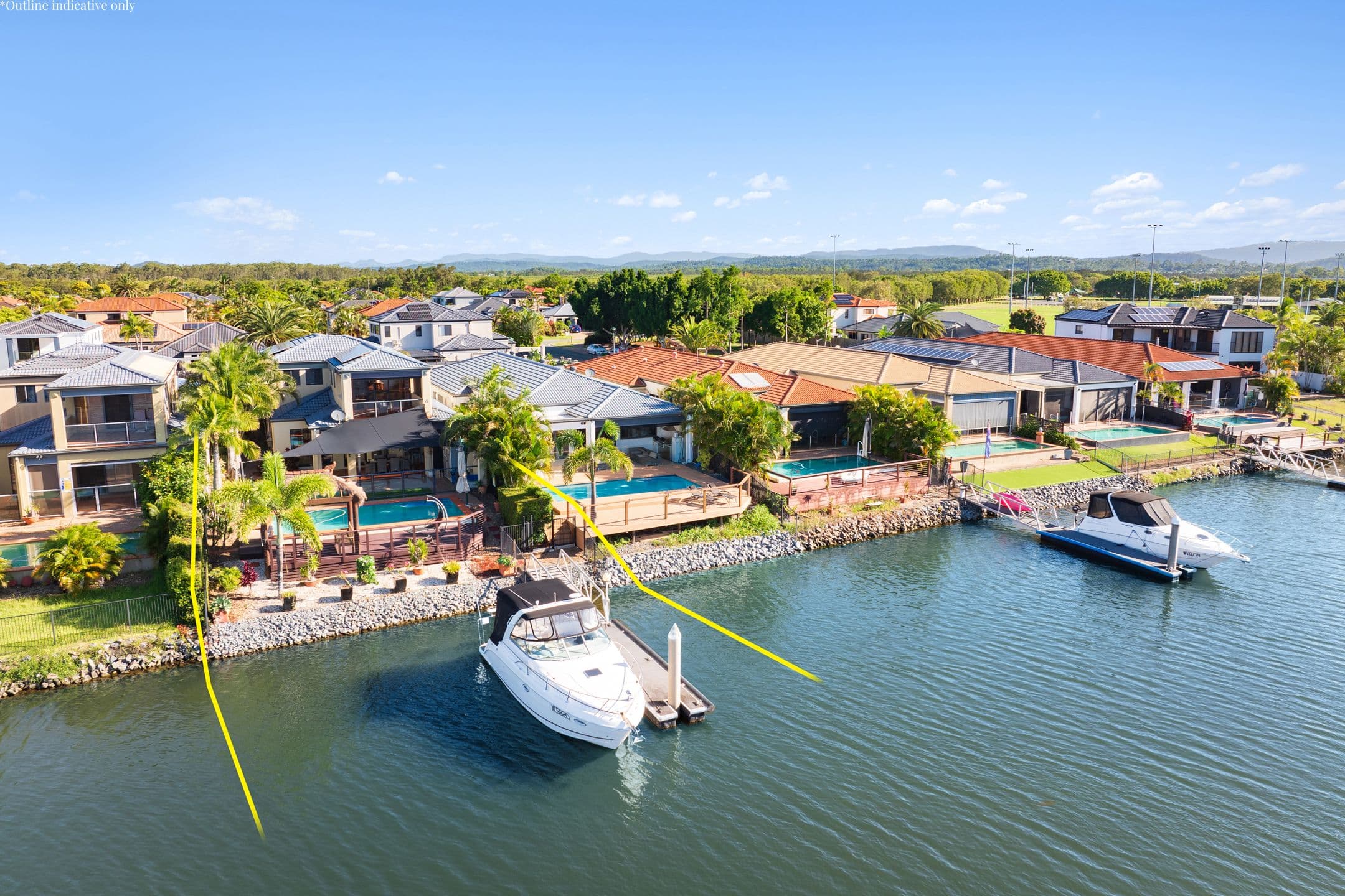 33 Lee Anne Crescent, Helensvale QLD 4212, Helensvale - Thumbnail 2