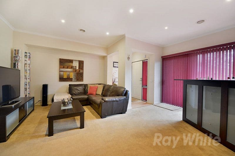 11 Houghton Drive, FERNTREE GULLY VIC 3156, Ferntree Gully - Thumbnail 3