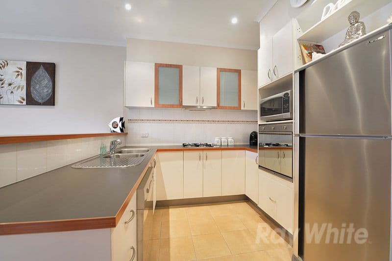11 Houghton Drive, FERNTREE GULLY VIC 3156, Ferntree Gully - Thumbnail 4