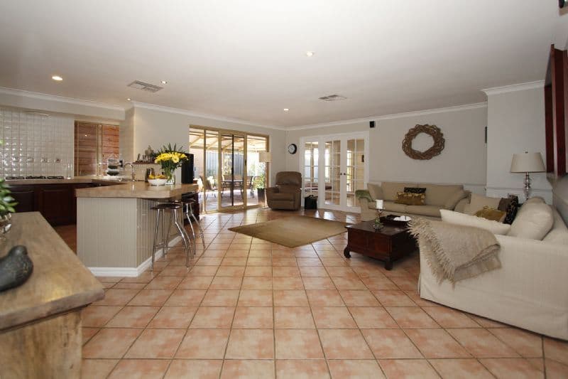 41 Rostrata Avenue, WILLETTON WA 6155, Willetton - Thumbnail 3