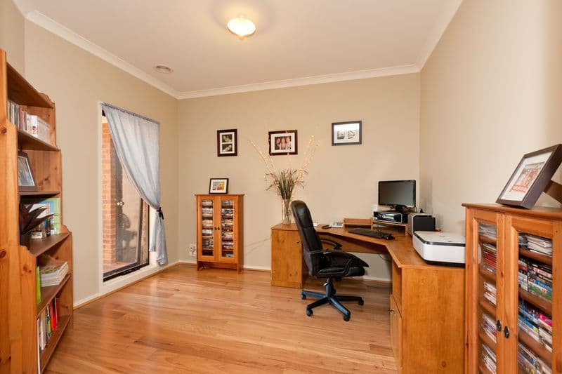 10 Dorbolo Street, MERNDA VIC 3754, Mernda - Thumbnail 2