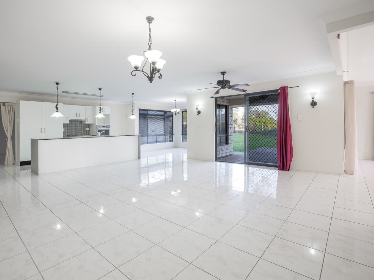 1 Wollemi Close, Regency Downs QLD 4341, Regency Downs - Thumbnail 3