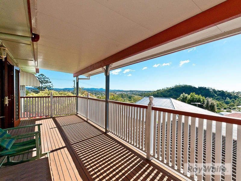 39 Plymouth Street, ALDERLEY QLD 4051, Alderley - Thumbnail 2