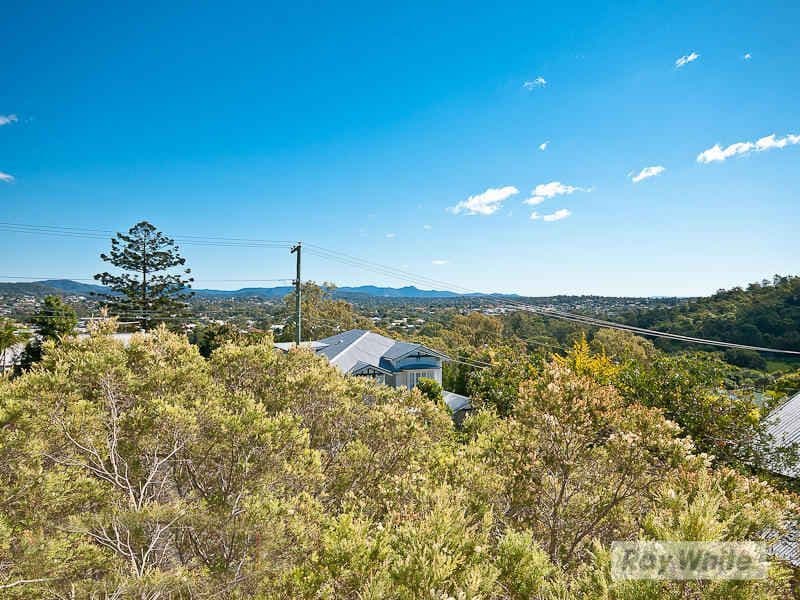 39 Plymouth Street, ALDERLEY QLD 4051, Alderley - Thumbnail 3