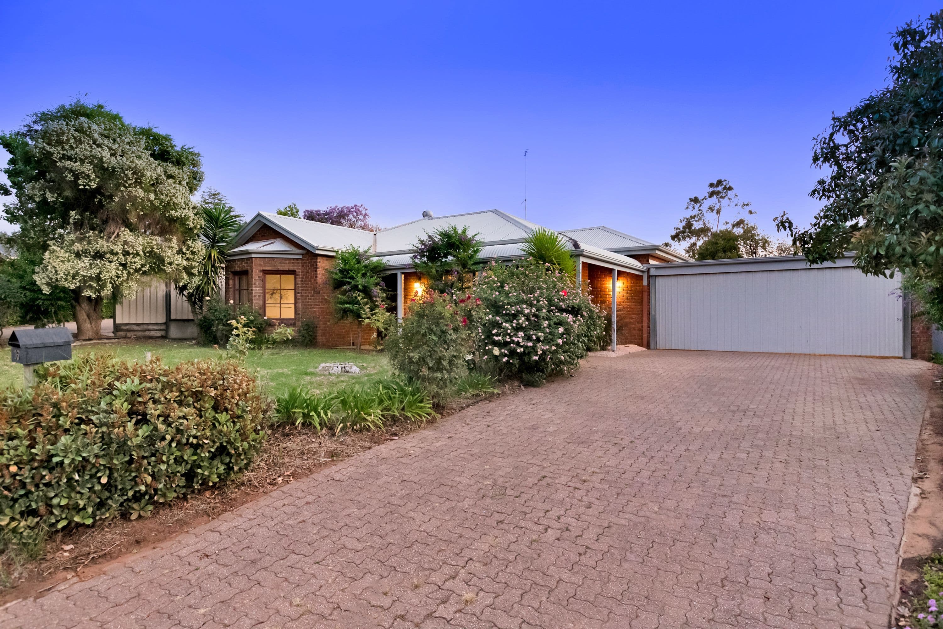16 Hyder Drive, Mildura VIC 3500, Mildura - Thumbnail 2