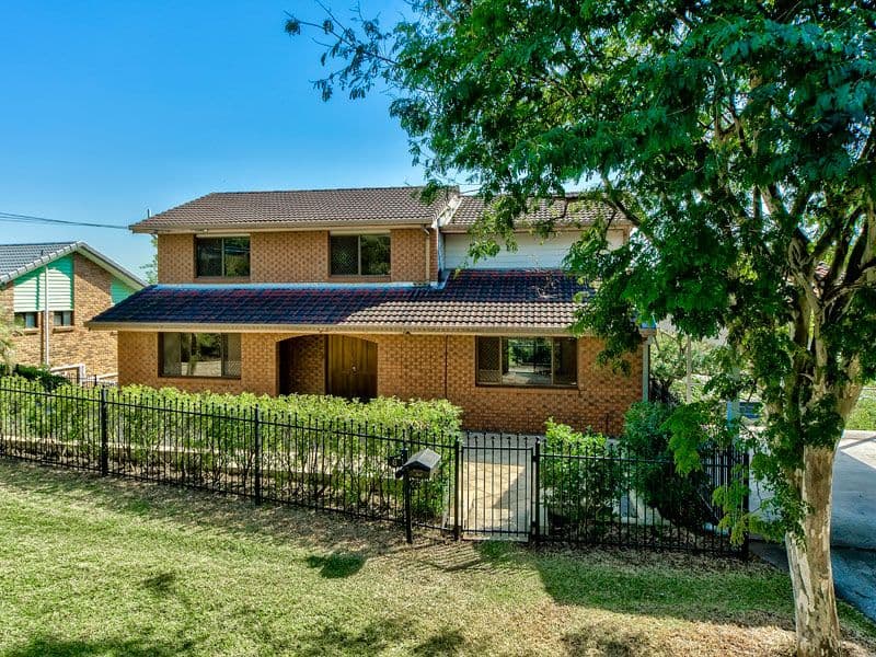 8 Cotswold Street, CARINA QLD 4152, Carina - Image 1