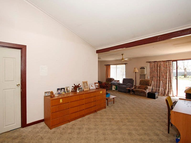 17 Selway Terrace, O'SULLIVAN BEACH SA 5166, O'Sullivan Beach - Thumbnail 2